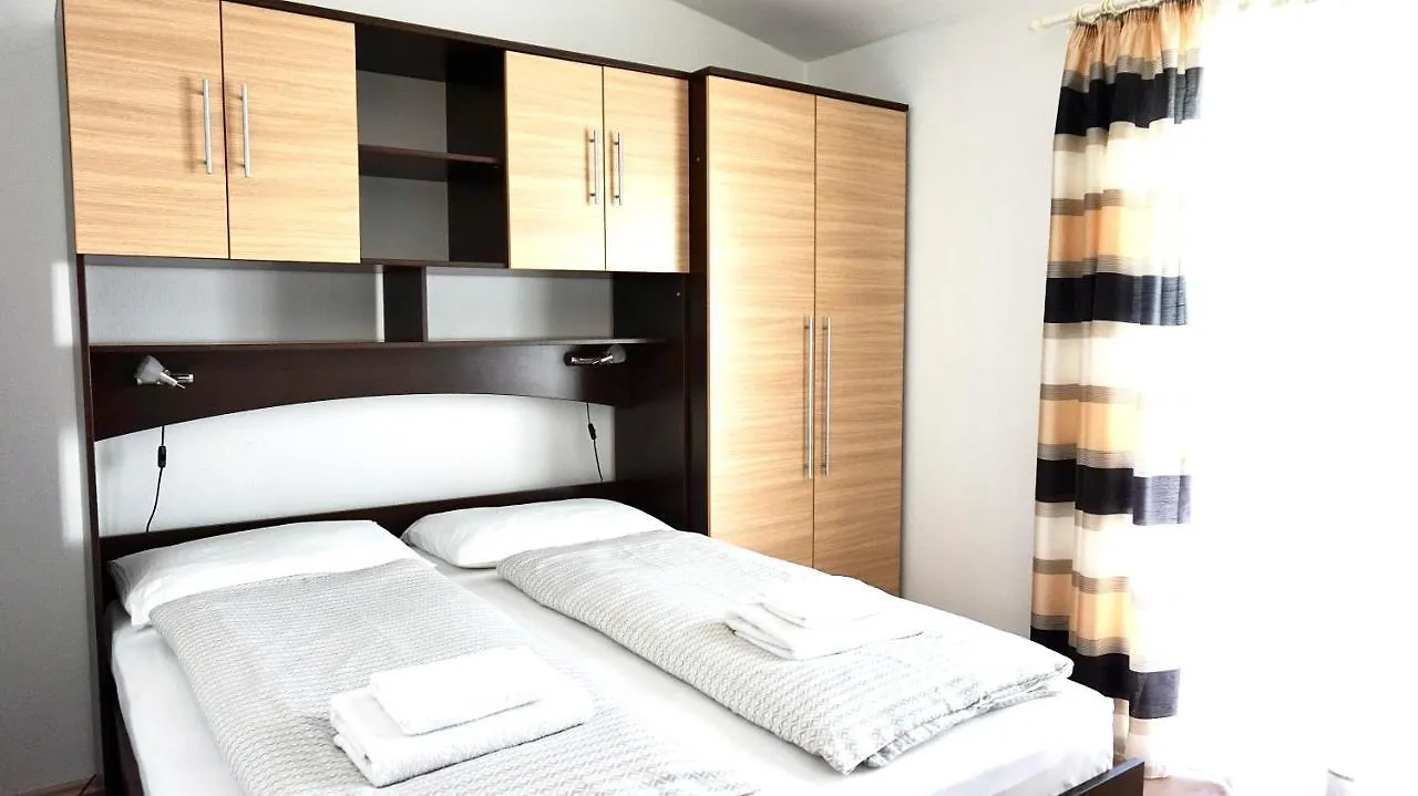 Apartments Maris Starigrad Paklenica Croatia