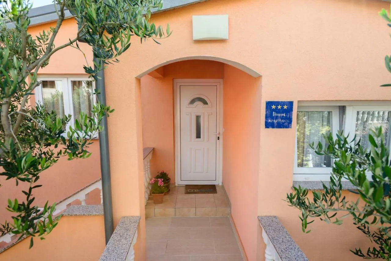 Apartments Maris Starigrad Paklenica Croatia